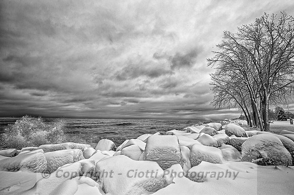 AS5U2314_b&w HDR