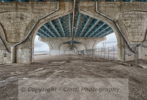 AS5U4232_HDR