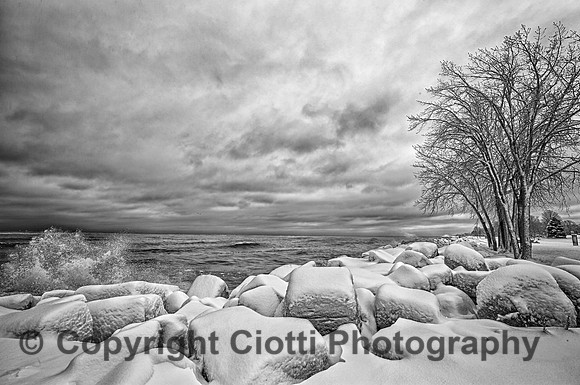 AS5U2314_b&w HDR